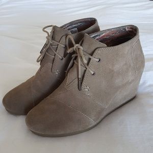 TOMS Suede Desert Wedges
